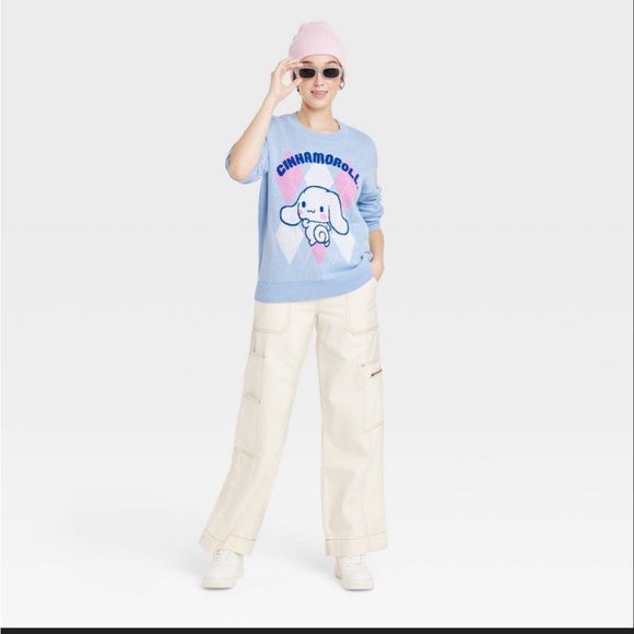 Sanrio Sweaters - NWT sanrio Cinnamoroll graphic sweater